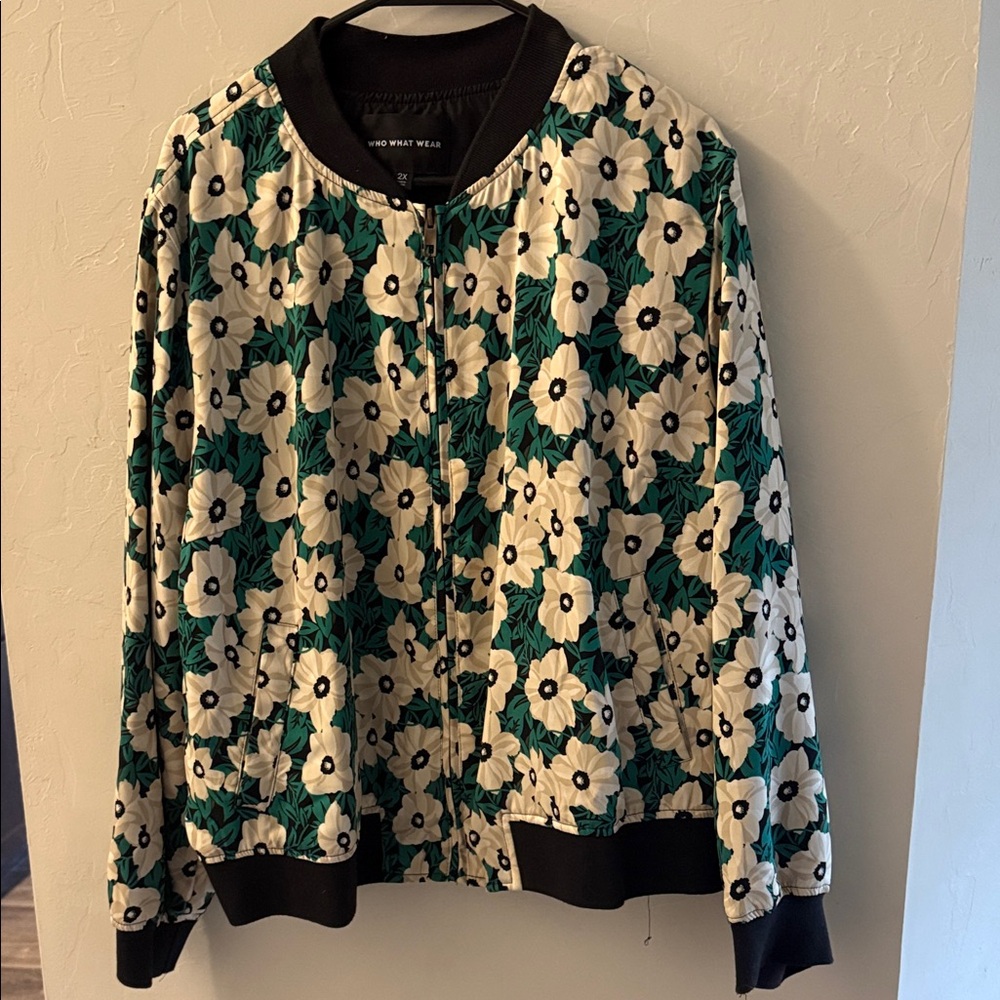 Who What Wear Black and White Floral Bomber Jacket